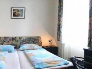 Hotel Riess - Self Check-in Vienne